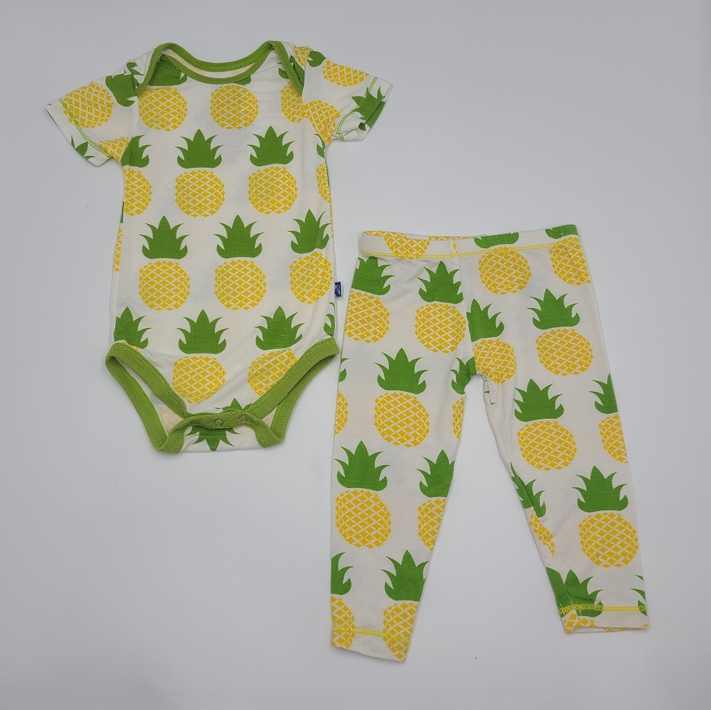 Kickee Pants pineapple print baby set size 12-18 months